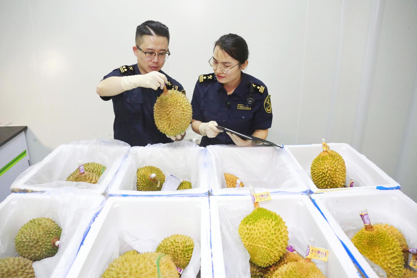 “双节”消费旺季来临全球鲜货“加速”端上百姓餐桌